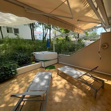 Semesterbostad Casa Roberta Con Favolosa Terrazza Privata Caorle