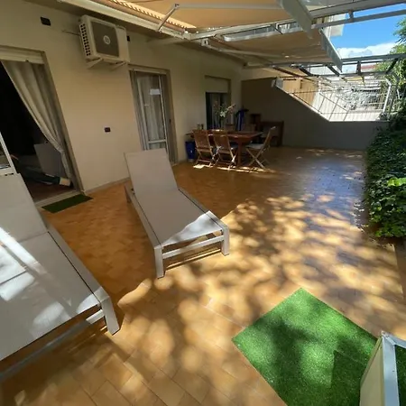 Casa Roberta Con Favolosa Terrazza Privata Сasa de vacaciones